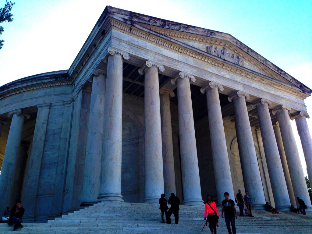 The impressive space of the Jefferson Memorial